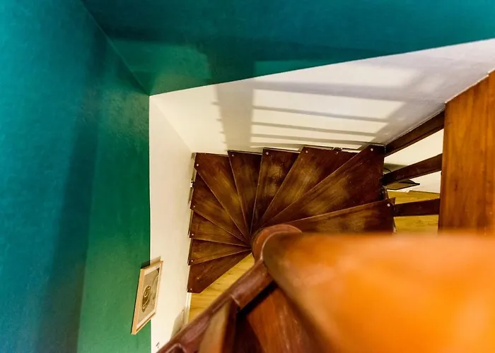 Duplex Sur Cour, Rue Caponiere カーン