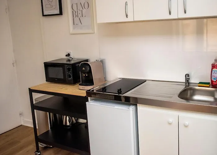 Duplex Sur Cour, Rue Caponiere Apartamento